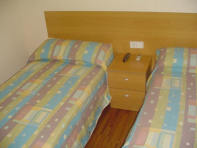 Hostal Vimar La Llosa エクステリア 写真